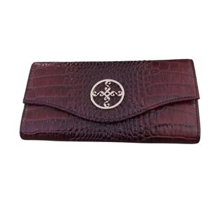 Alligator Embossed Leather Trifold Wallet